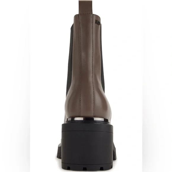 DKNY Women's Patria Pull-On Chelsea Booties- Size 6 - Picture 4 of 11